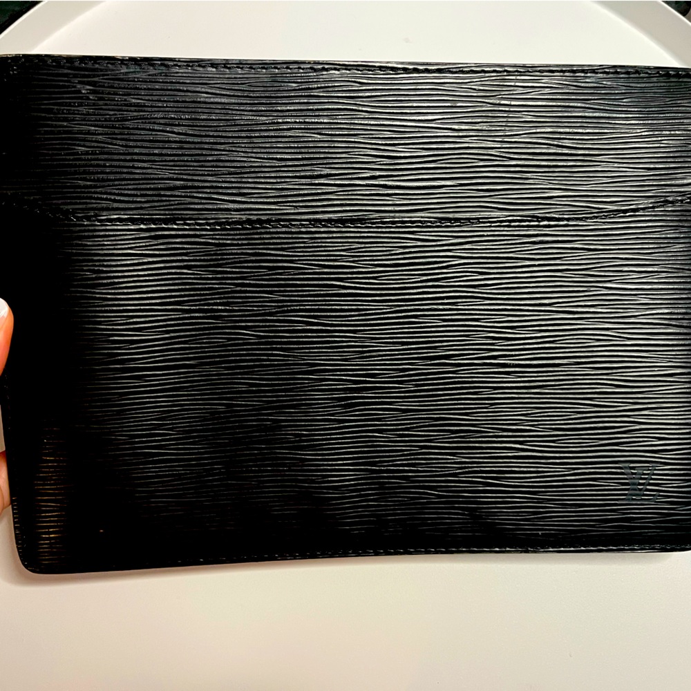 Louis Vuitton Epi Pochette Homme Black